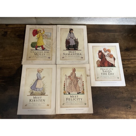 Vintage 1991 An American Girl Book Set of 5 Books Paperback - Picture 1 of 1